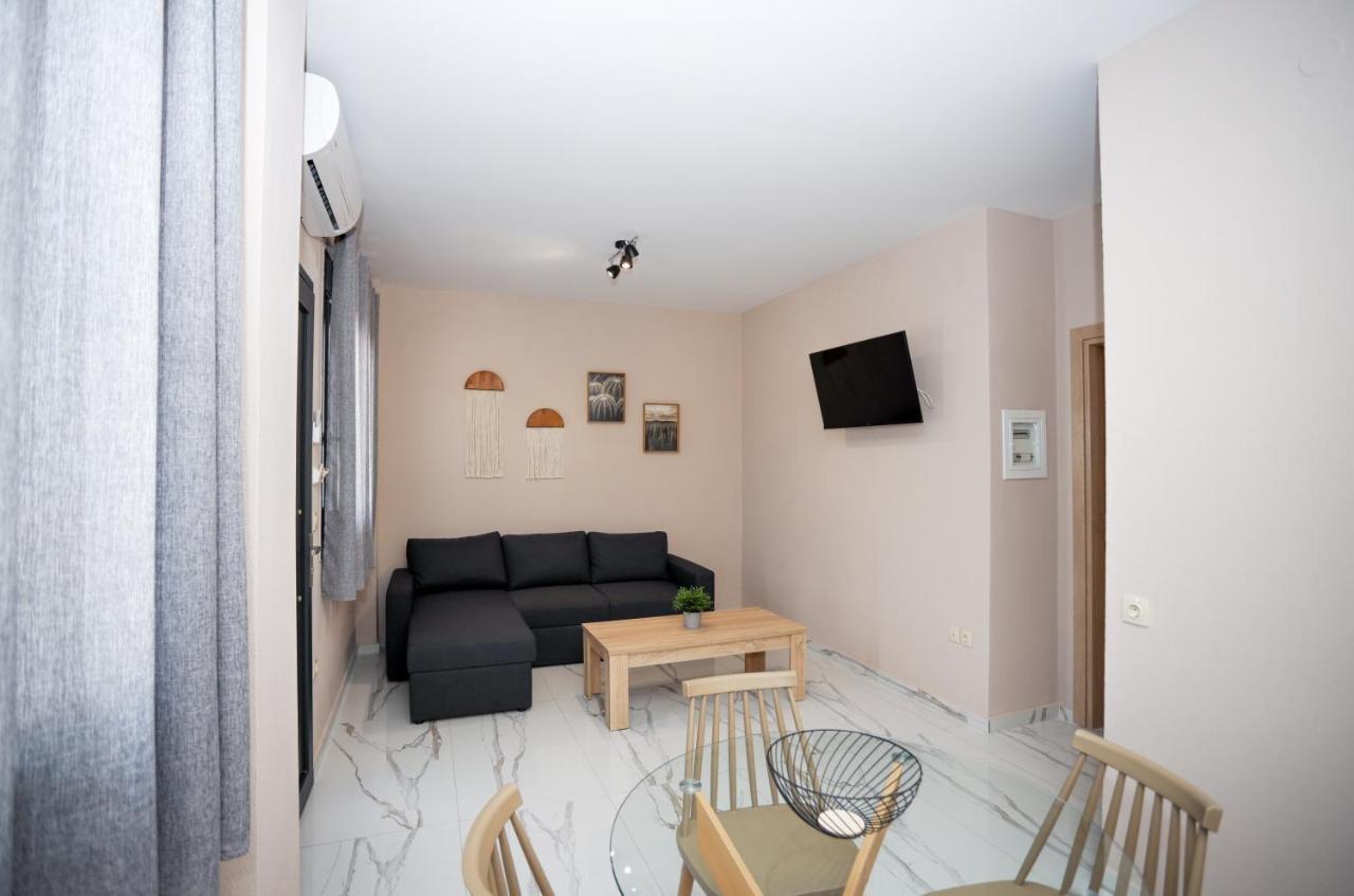 Greka Apartment